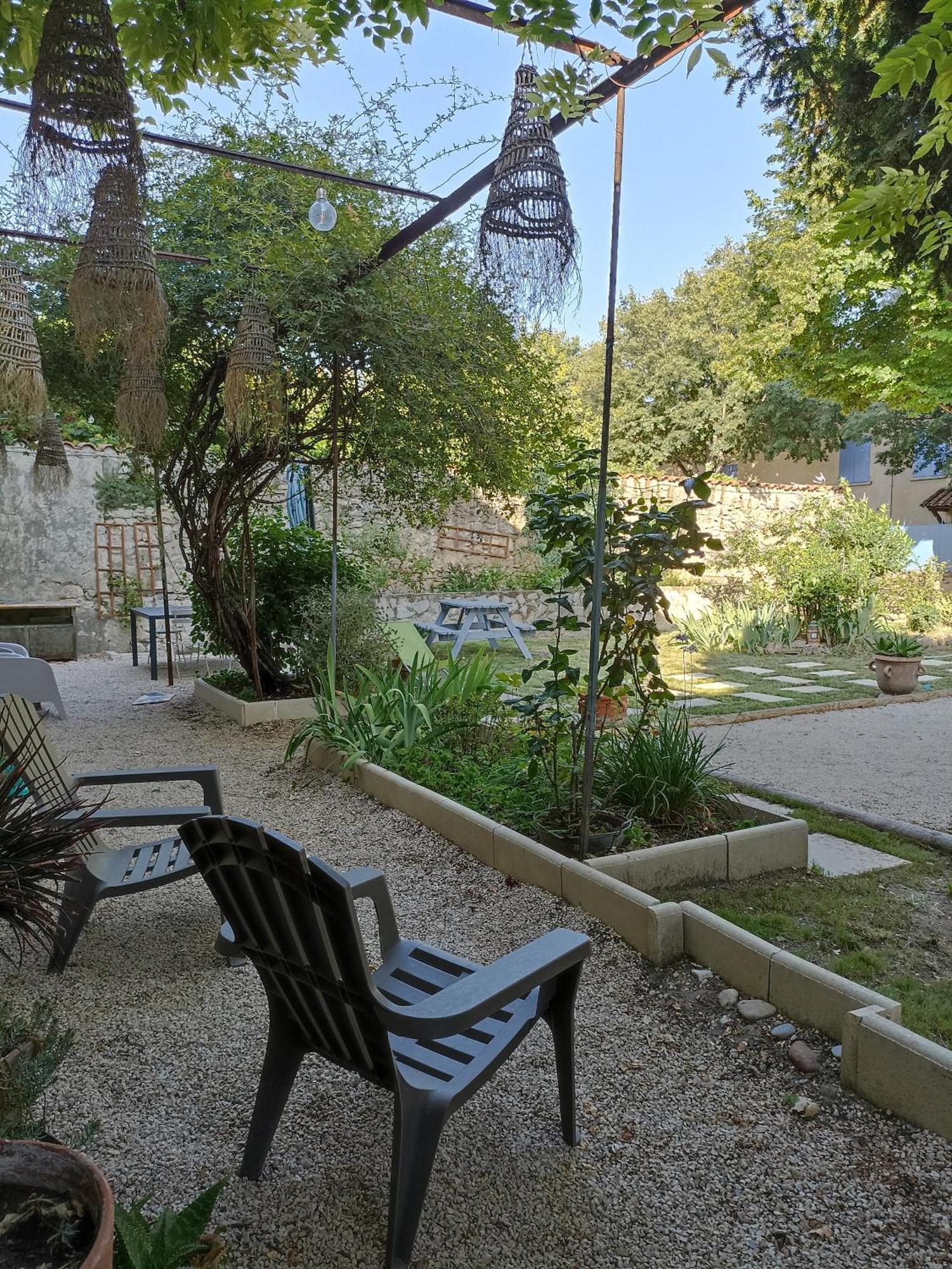 Maison Rosiris Pernes-les-Fontaines Eksteriør bilde